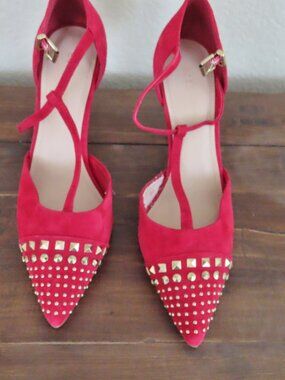 BCBGeneration Women’s Red Suede Studded Pointy Pumps Workwear Heels 8.5 M